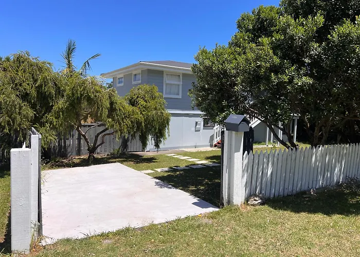 \'Noni\'S House\' Coastal Opononi Hokianga